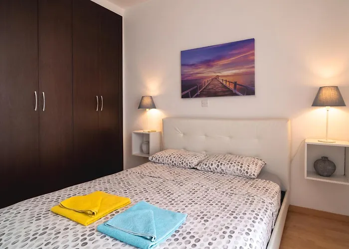 Violet Dusk Center Flat Апартаменты *