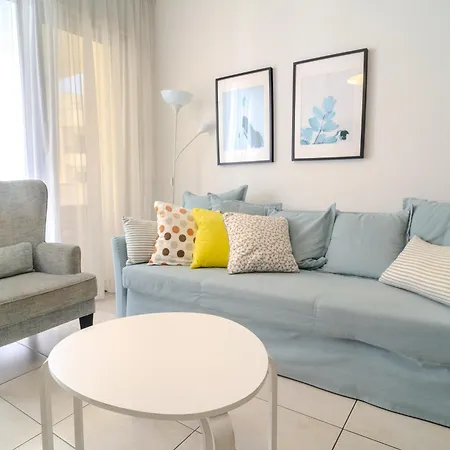 Violet Dusk Center Flat